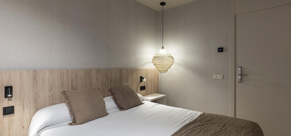 Interior double room