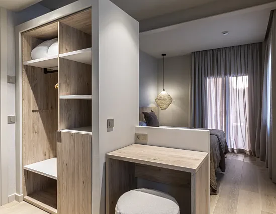 Especial room lateral side