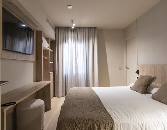 Interior double room